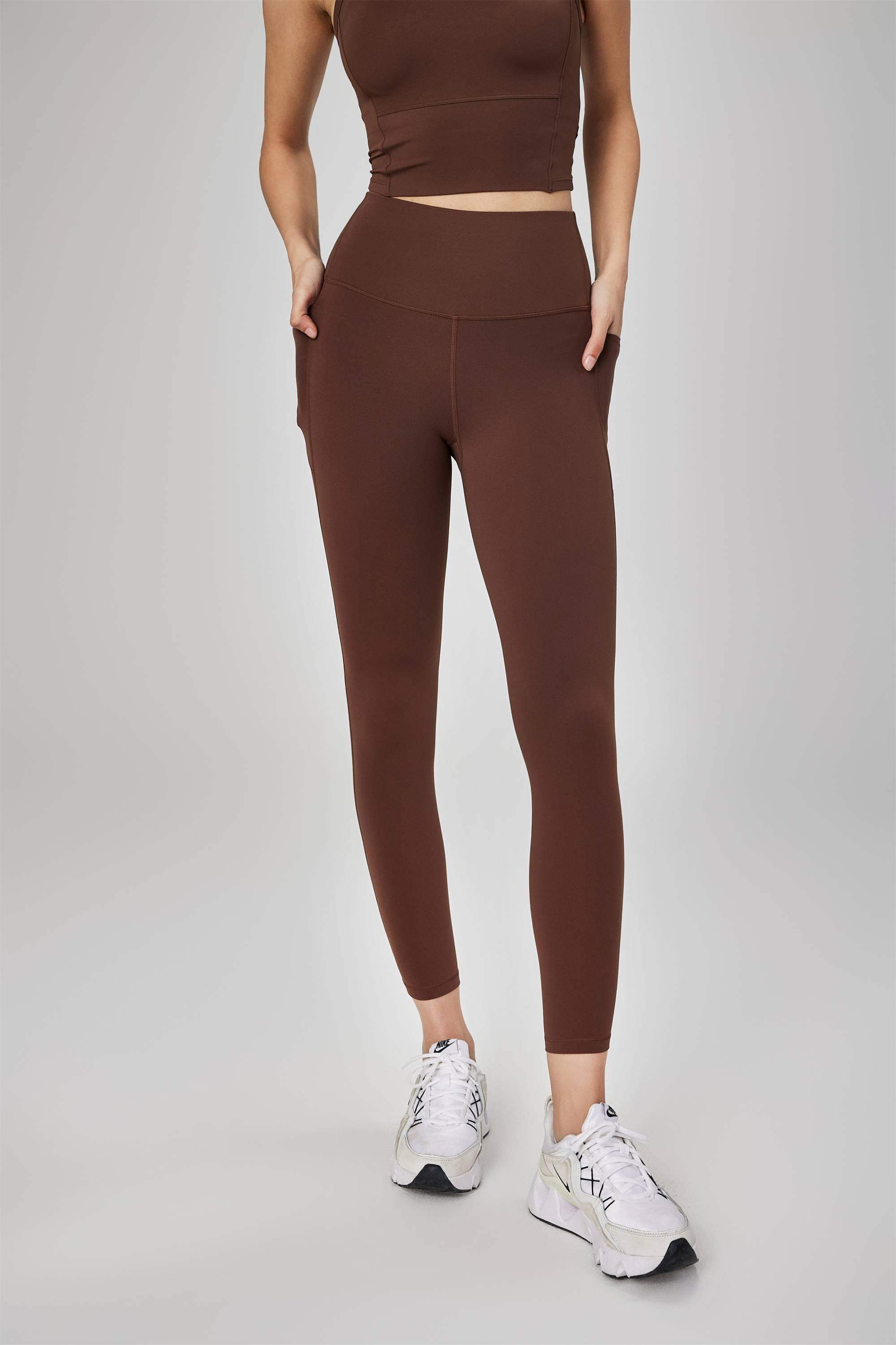 #Color_SaddleBrown