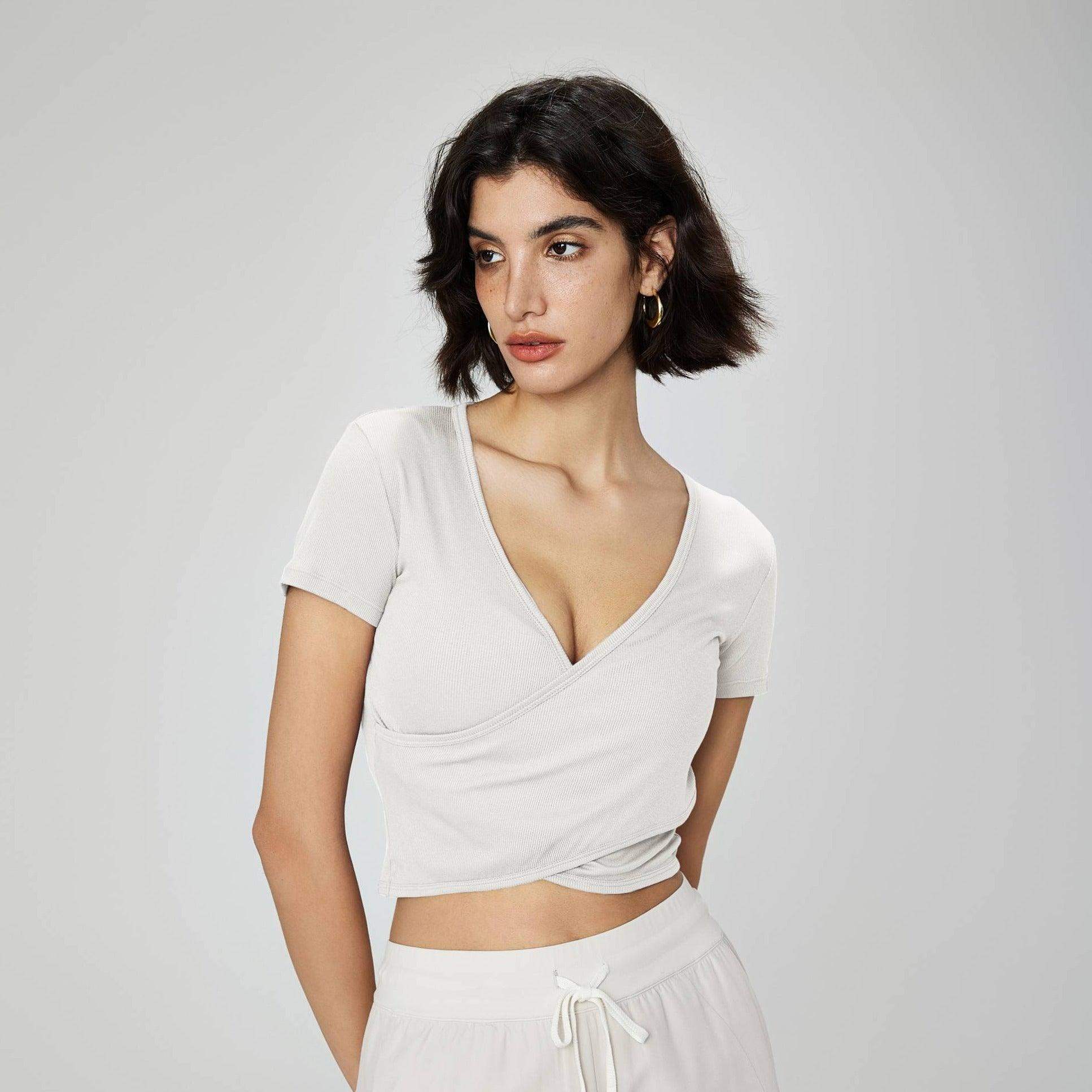 V-Neck Cropped Short Sleeve Sports Top