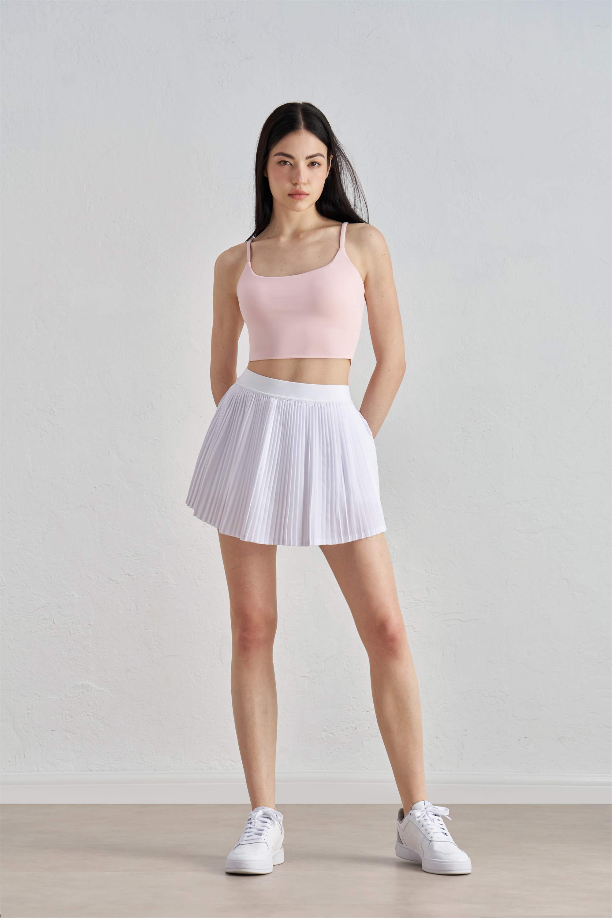 Twist-Back Strappy Sports Bra