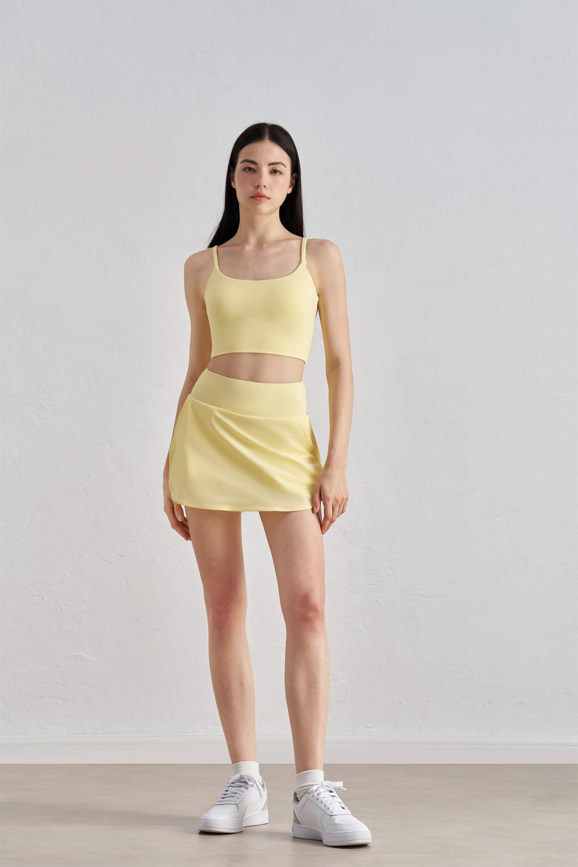 Twist-Back Strappy Sports Bra