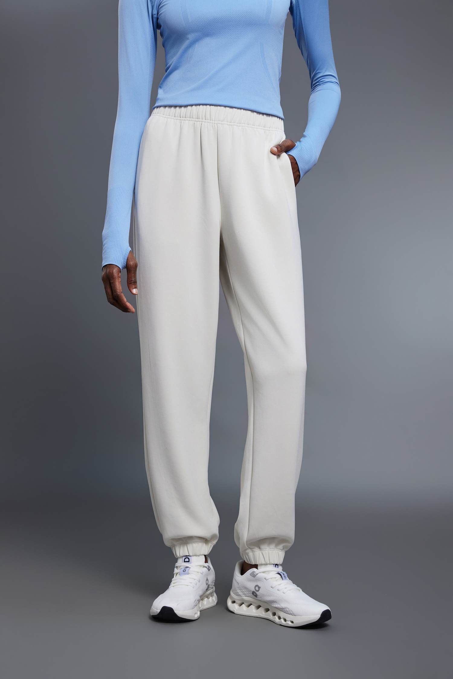 Women's Moisture-Wicking Jogger Pants