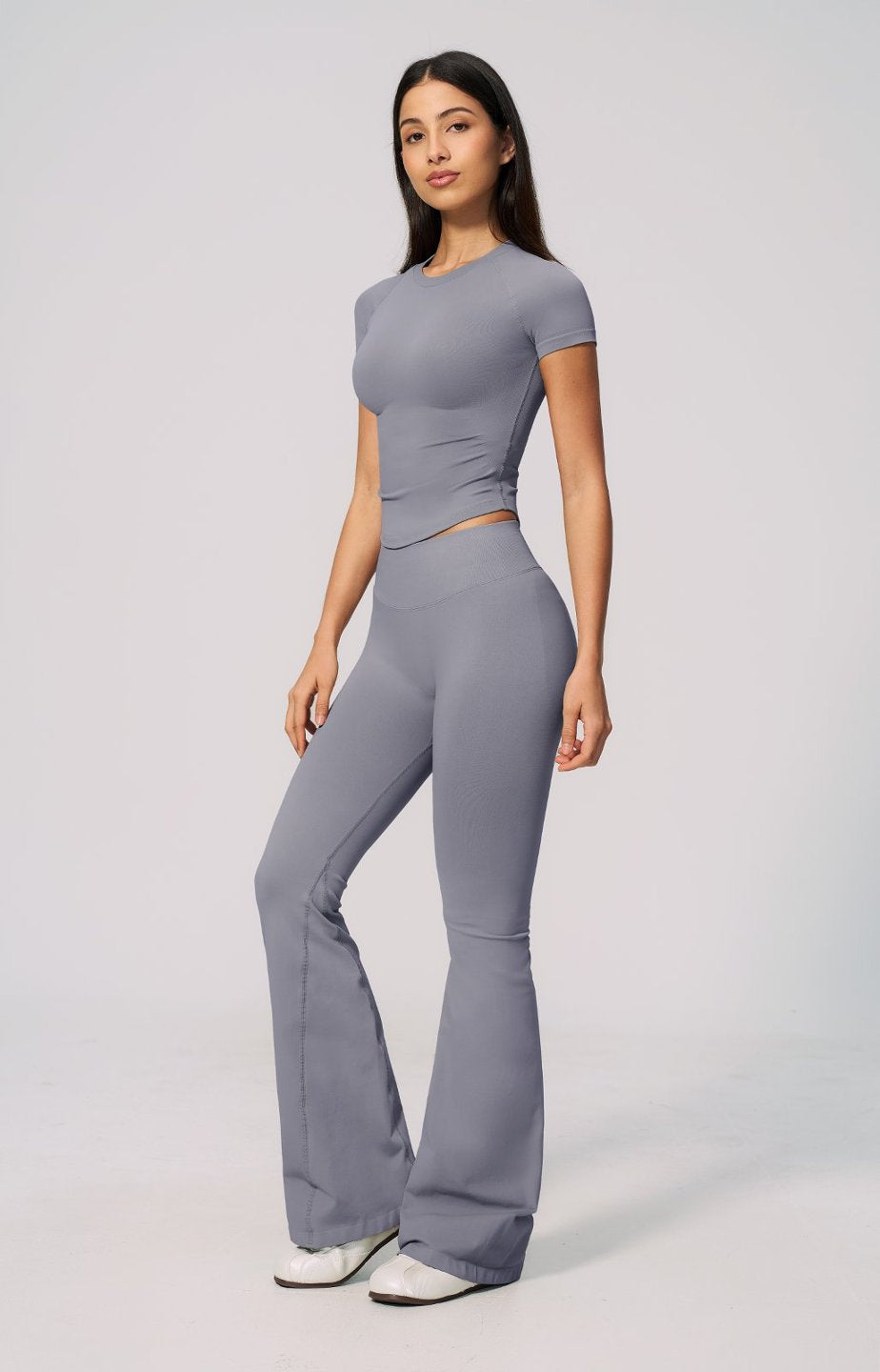 Woman Quick-Drying Flare Leggings